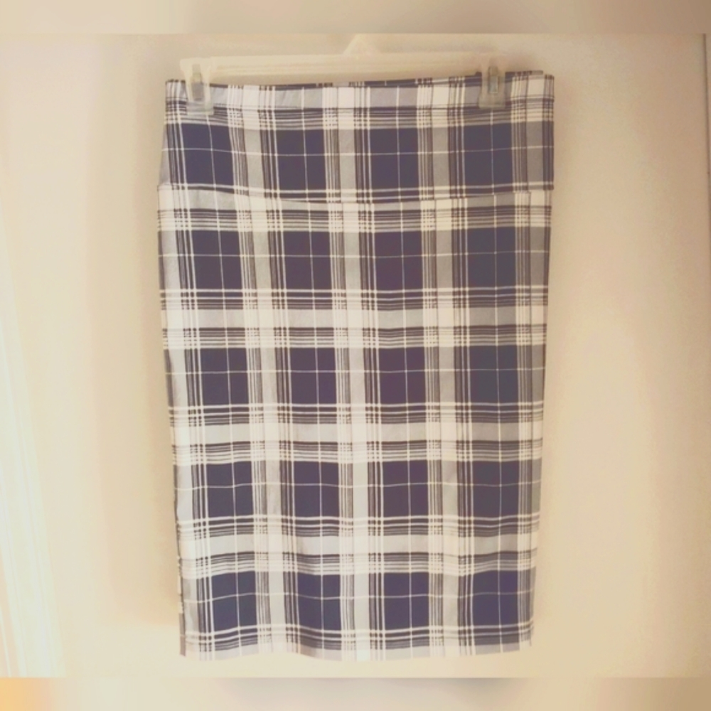 Black and white Pencil Skirt Size:2XL brand:Rainbowshops.com